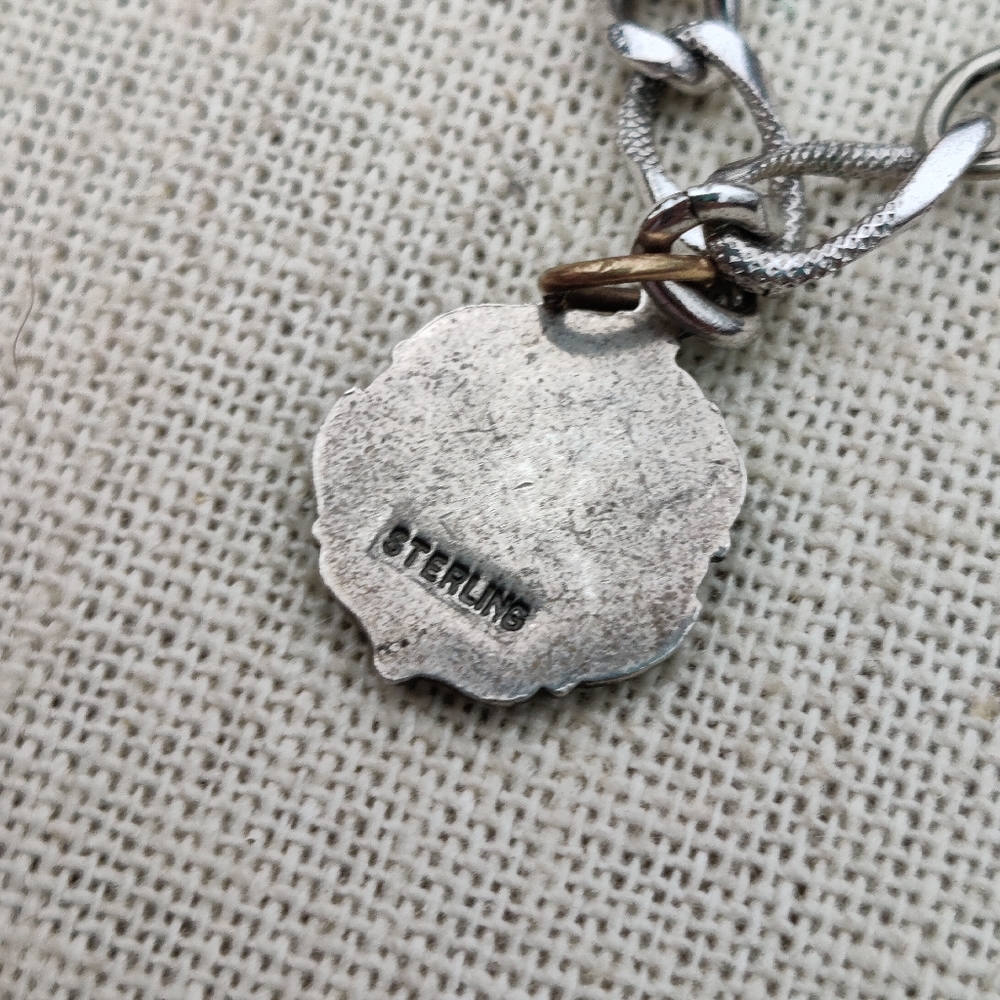 Vintage STERLING charm bracelet - Picture 8 of 11